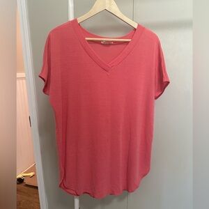 Bombom Women’s Pink Short Sleeve Knit V Neck Shirt Tunic size small